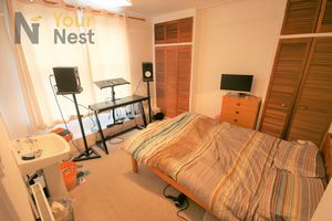 Photo 25- click for photo gallery